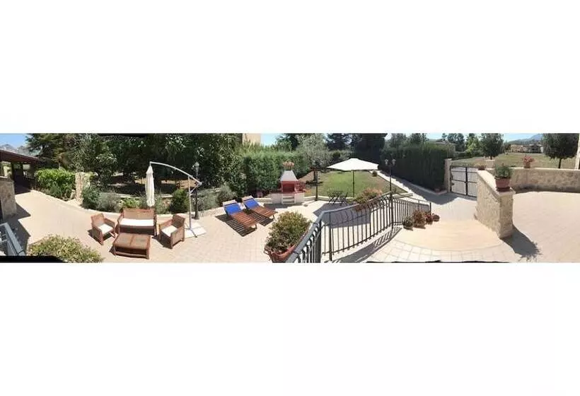 ベッドアンドブレックファースト La Sorgente