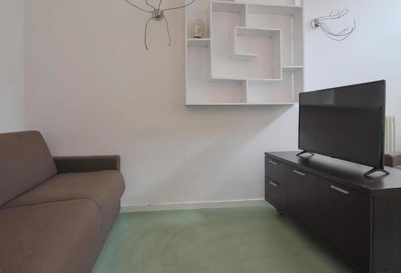 Bed and Breakfast Italianway Torno