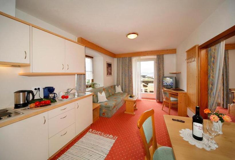 Garni Hotel Tritscherhof