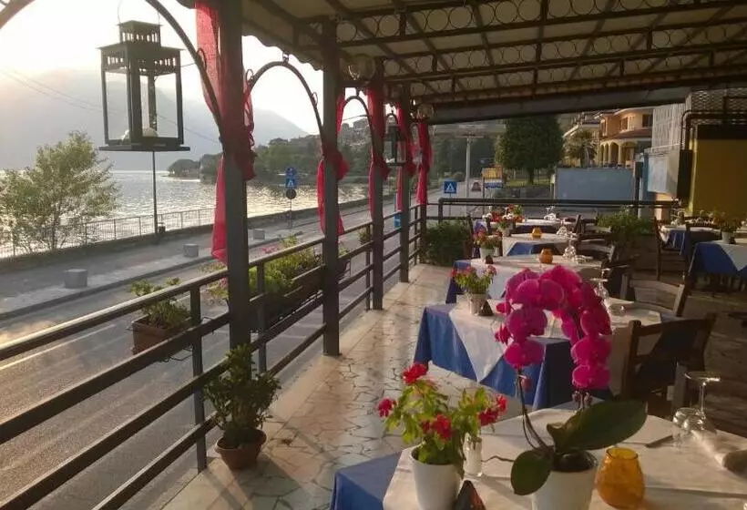 Hotelli Albergo Motta