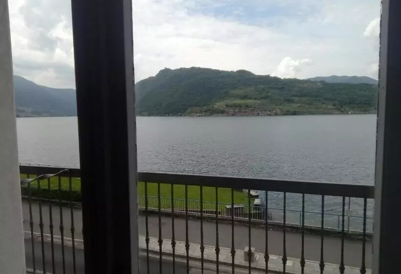 Hotelli Albergo Motta