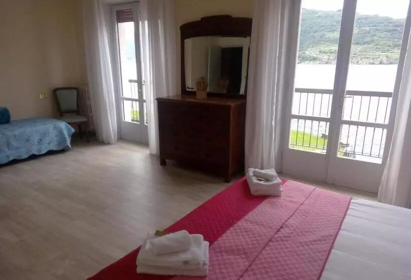 Hotelli Albergo Motta