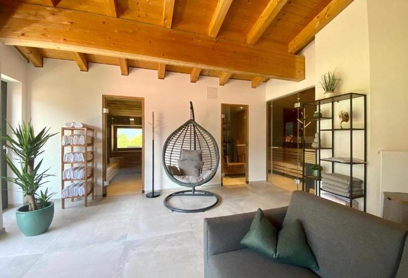 酒店 Der Dolomitenhof   Tristach