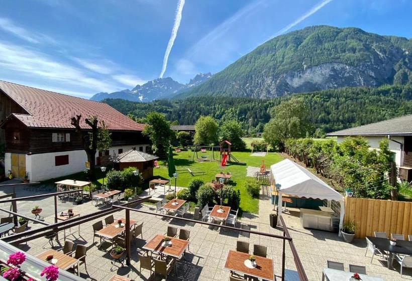 酒店 Der Dolomitenhof   Tristach