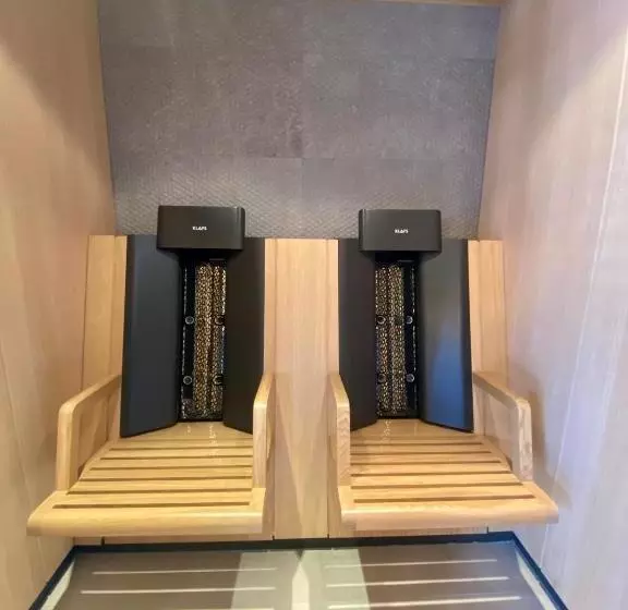 Hotelli Der Dolomitenhof   Tristach