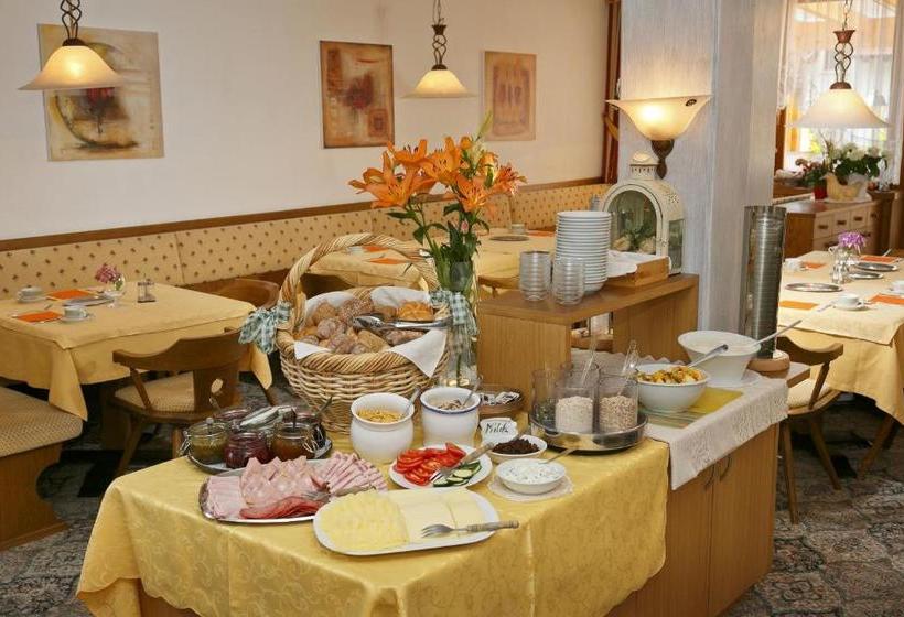 Garni Hotel Tritscherhof