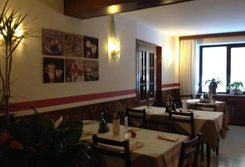 בית מלון כפרי Scandola