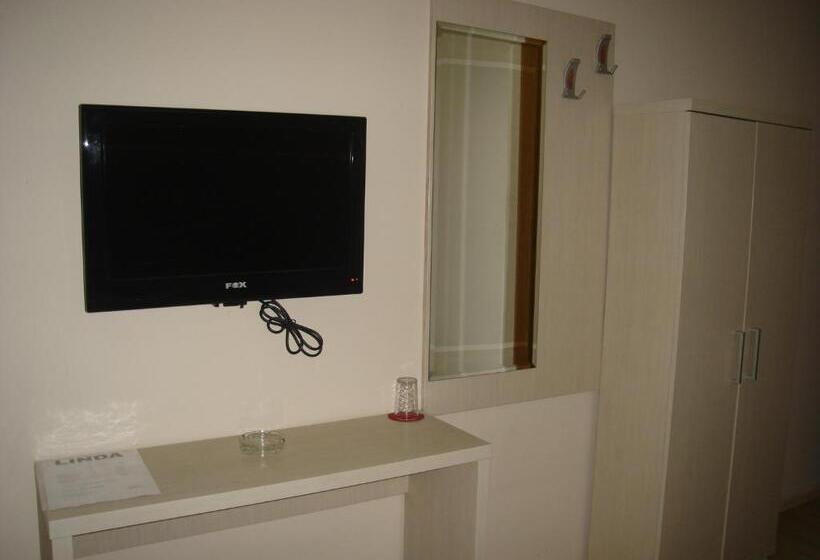 Linda Bed And Breakfast