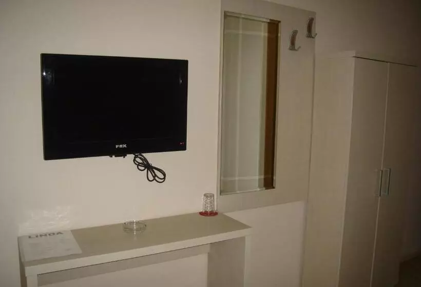 Linda Bed And Breakfast