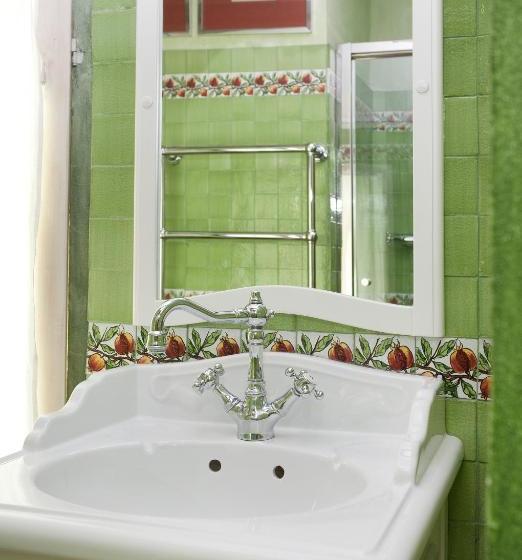 تختخواب و صبحانه Casa Delle Meridiane