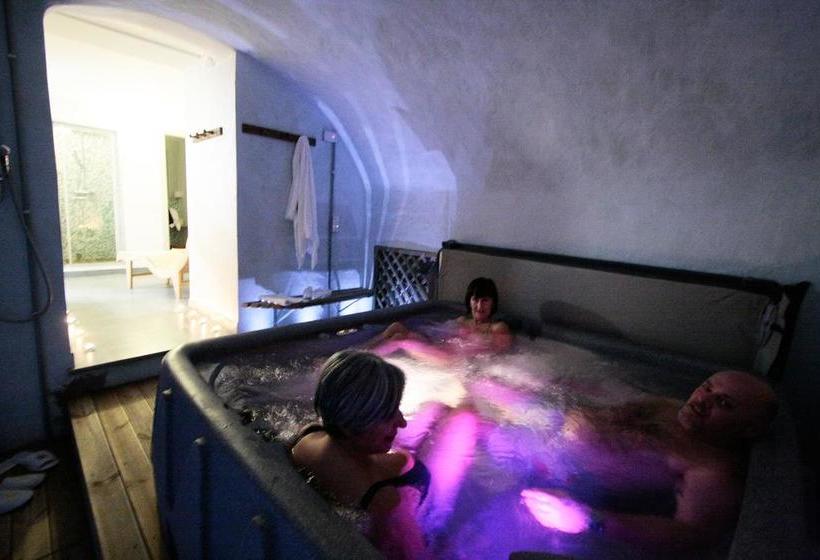 ベッドアンドブレックファースト Villa Paggi Country House