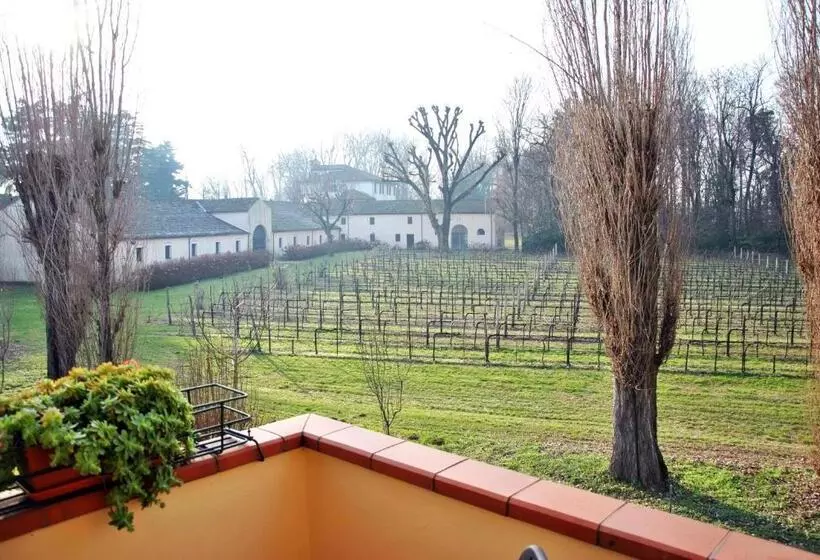 Aamiaismajoitus (B&B) Villa Stefania