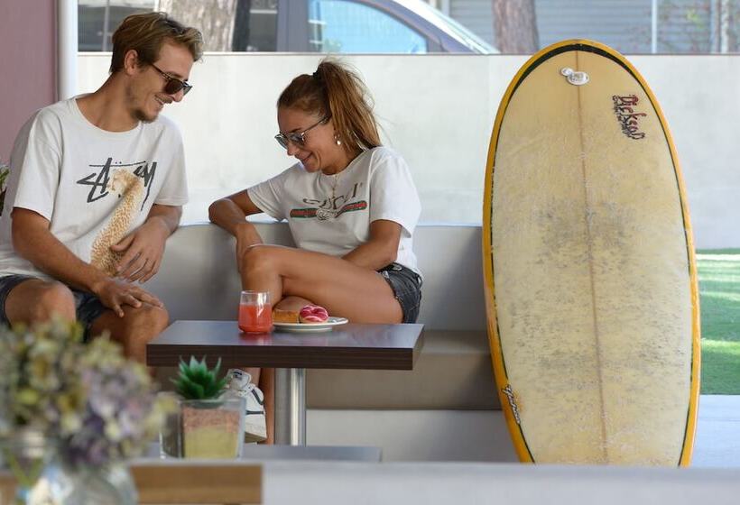 בית מלון כפרי Abc