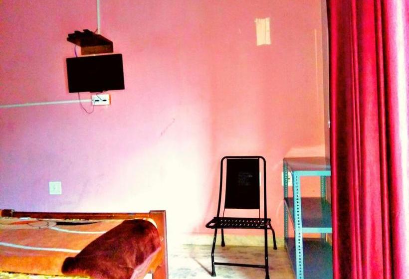 ホテル Aravali Pushkar