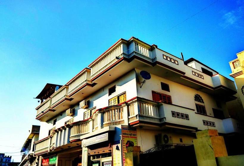 ホテル Aravali Pushkar