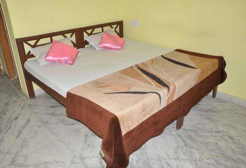 ホテル Aravali Pushkar