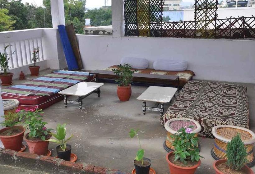 ホテル Aravali Pushkar