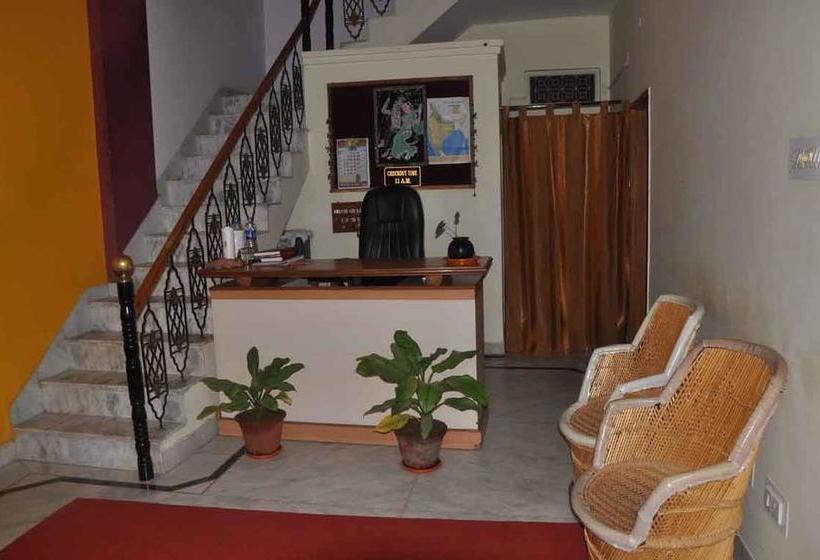 ホテル Aravali Pushkar