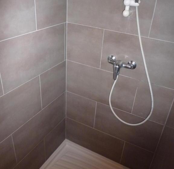 فندق Hôtel Les Eucalyptus