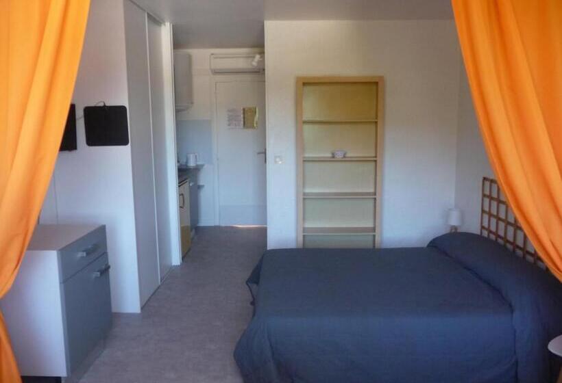 فندق Hôtel Les Eucalyptus