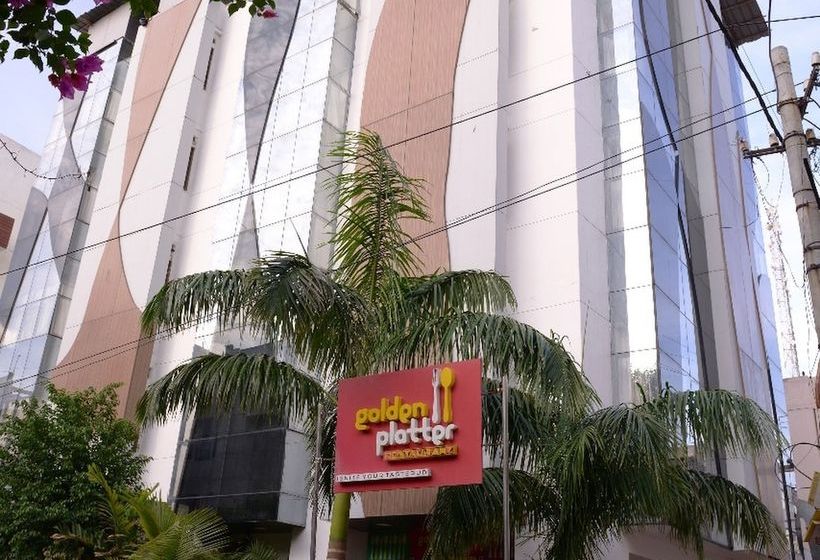 Отель Palm View Residency