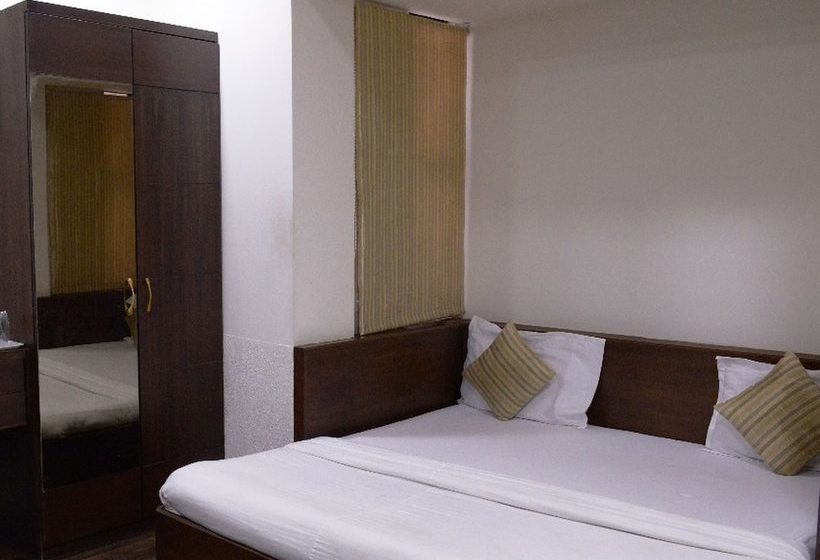 Отель Palm View Residency