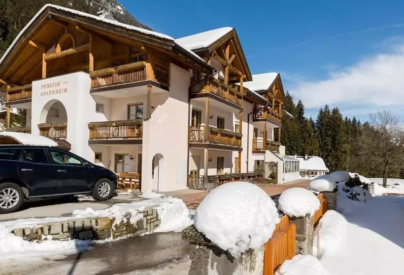 ホテル Rosenheim