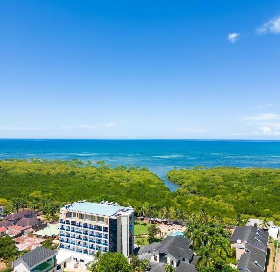 ホテル Tanga Beach Resort & Spa