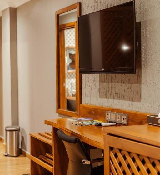 ホテル Tanga Beach Resort & Spa