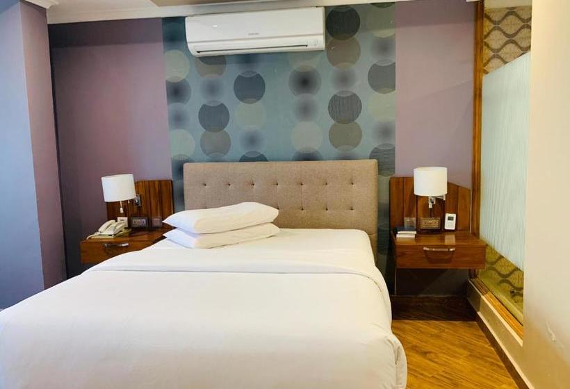 ホテル Tanga Beach Resort & Spa