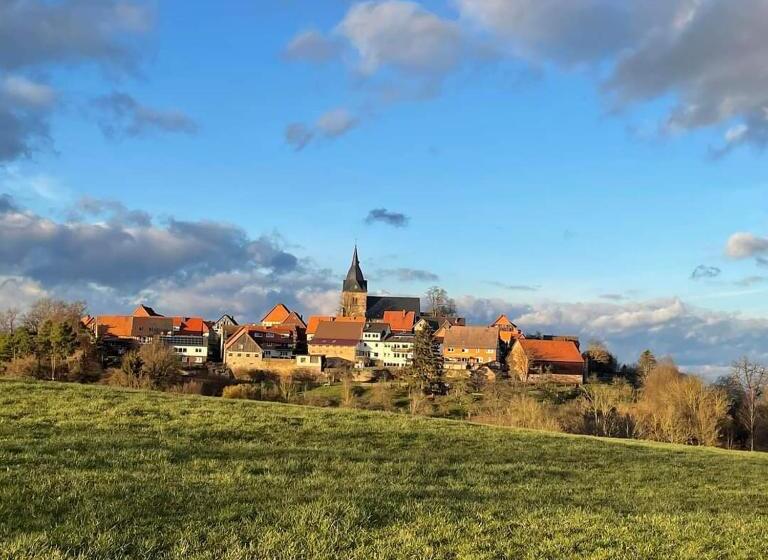 בית מלון כפרי Waldecker Taverne