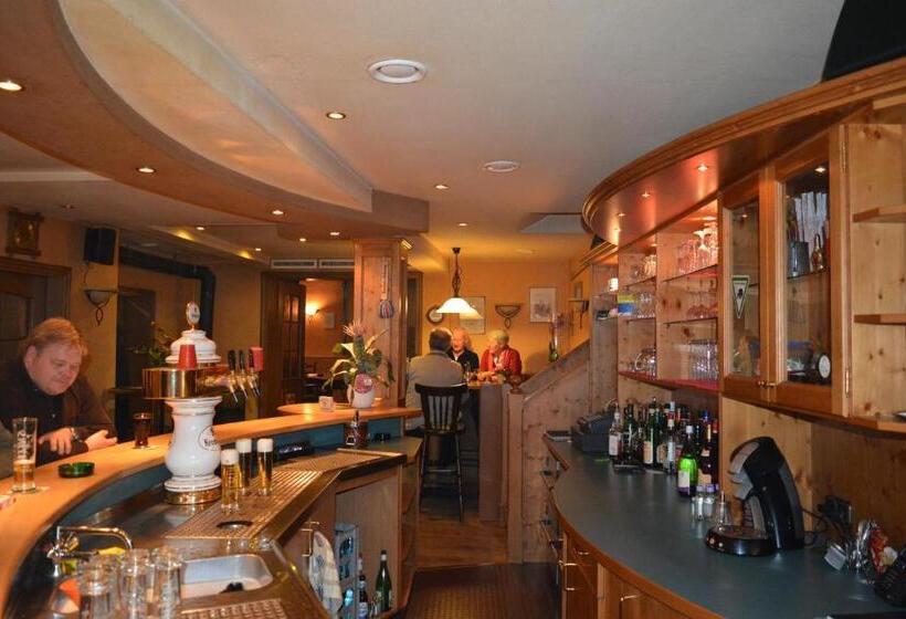 Hotel Waldecker Taverne