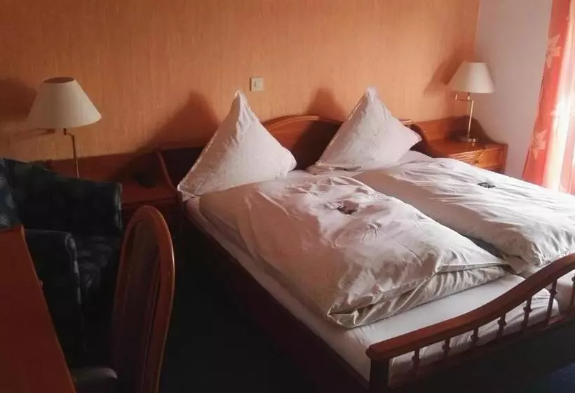 Hotelli Waldecker Taverne