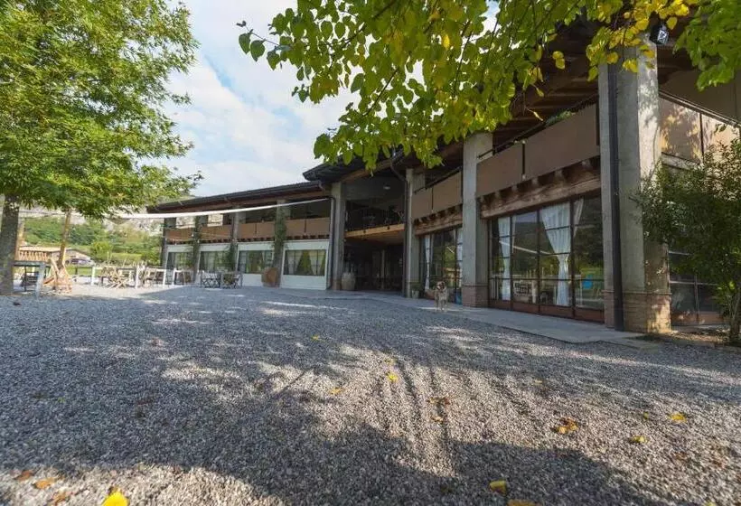 Aamiaismajoitus (B&B) Agriturismo Locanda Del Pesco