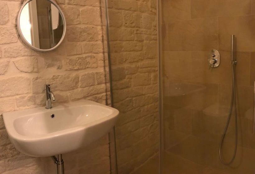 تختخواب و صبحانه Dimora Miccolis