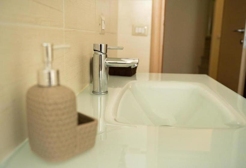 تختخواب و صبحانه La Dolce Sosta