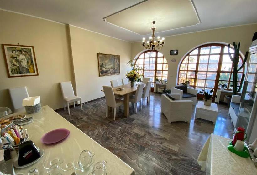 تختخواب و صبحانه La Dolce Sosta