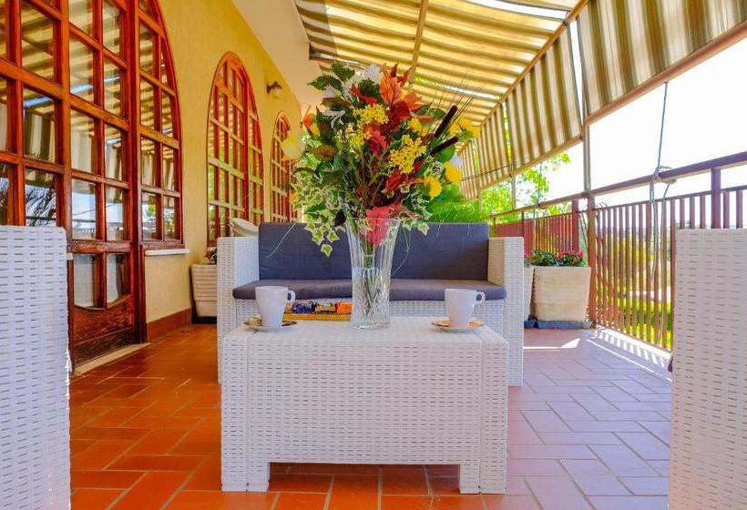 تختخواب و صبحانه La Dolce Sosta