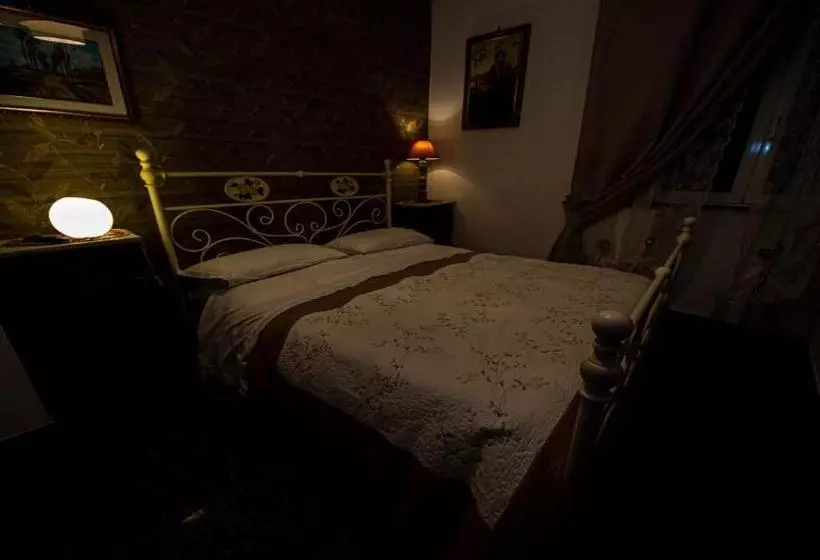 Aamiaismajoitus (B&B) Next Stop 28