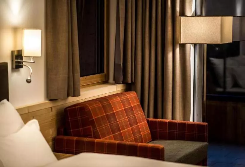 ホテル Garni Larix