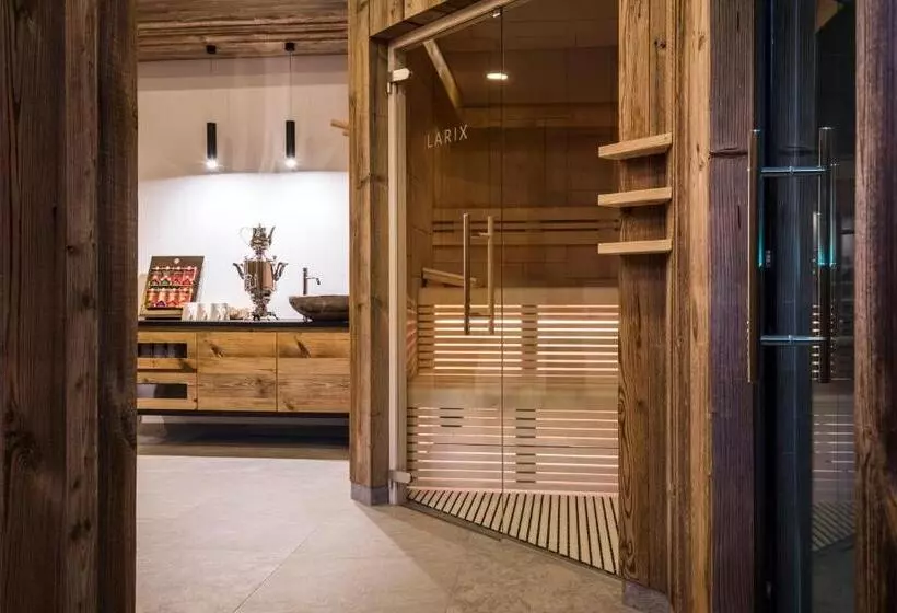 ホテル Garni Larix