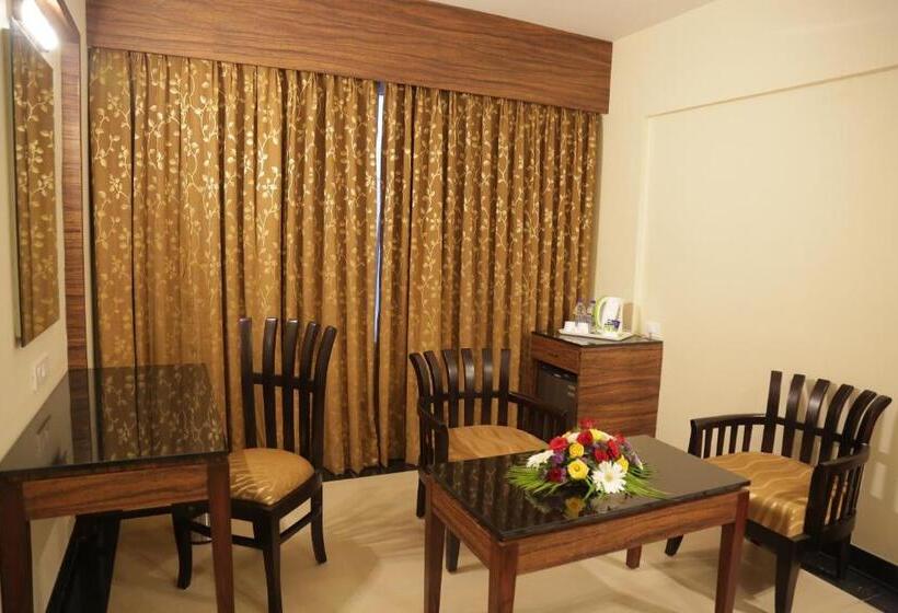 Hotel Rangalaya Royal