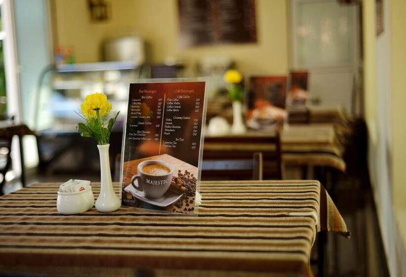 Resort Majestic Beach Comforts