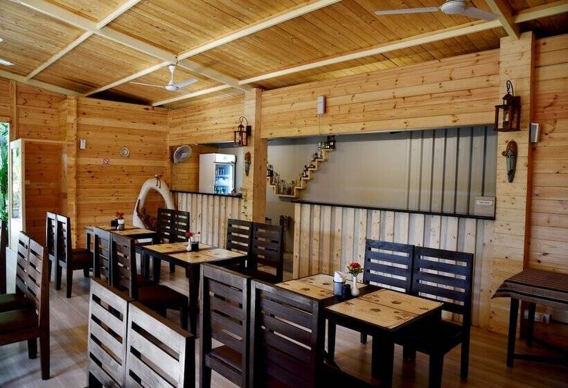 Resort Majestic Beach Comforts