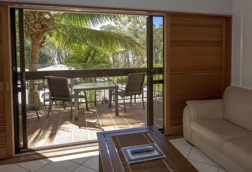 Anchorage On Straddie