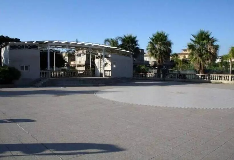 B&b Baia Dello Stretto