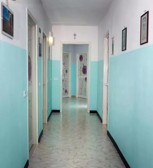 Hotelli Albergo Luisss