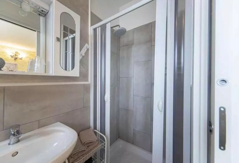 Hotelli Albergo Luisss