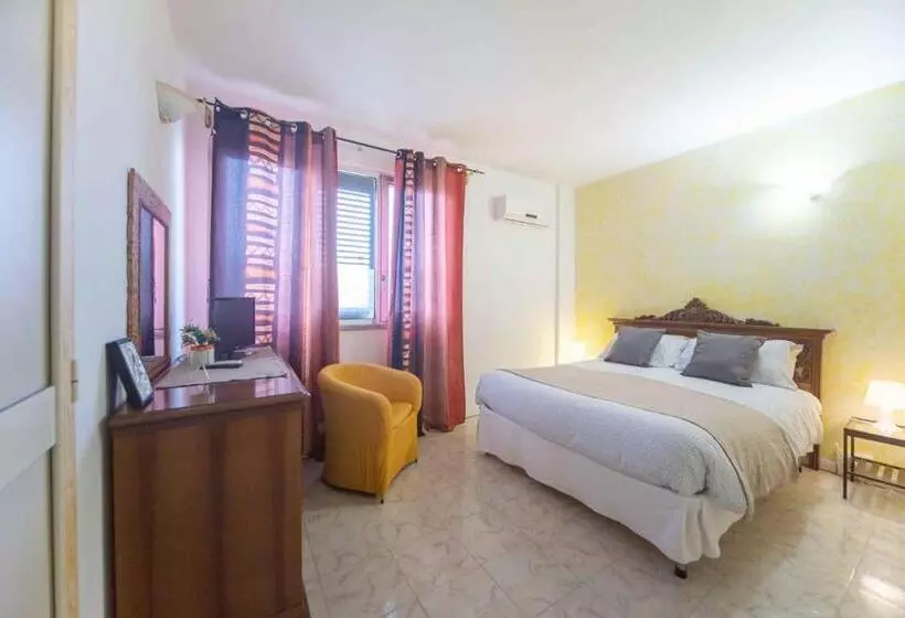 Hotelli Albergo Luisss