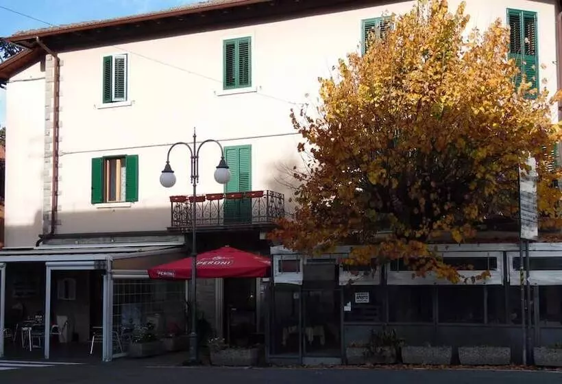 Hotelli Albergo Ristorante La Torretta